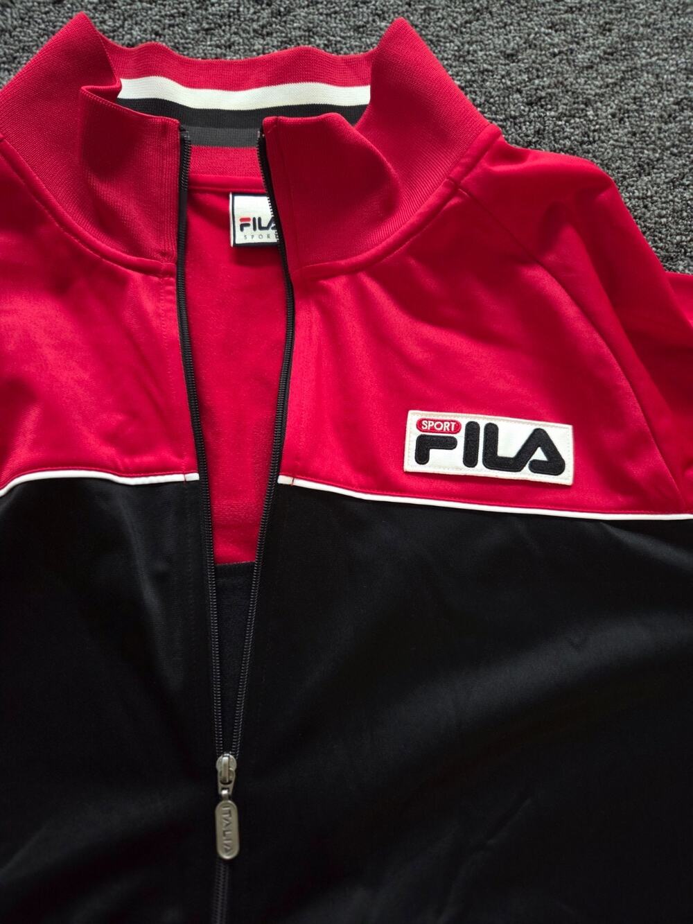 Fila Men long sleeve sweat jacket 2XL 0056